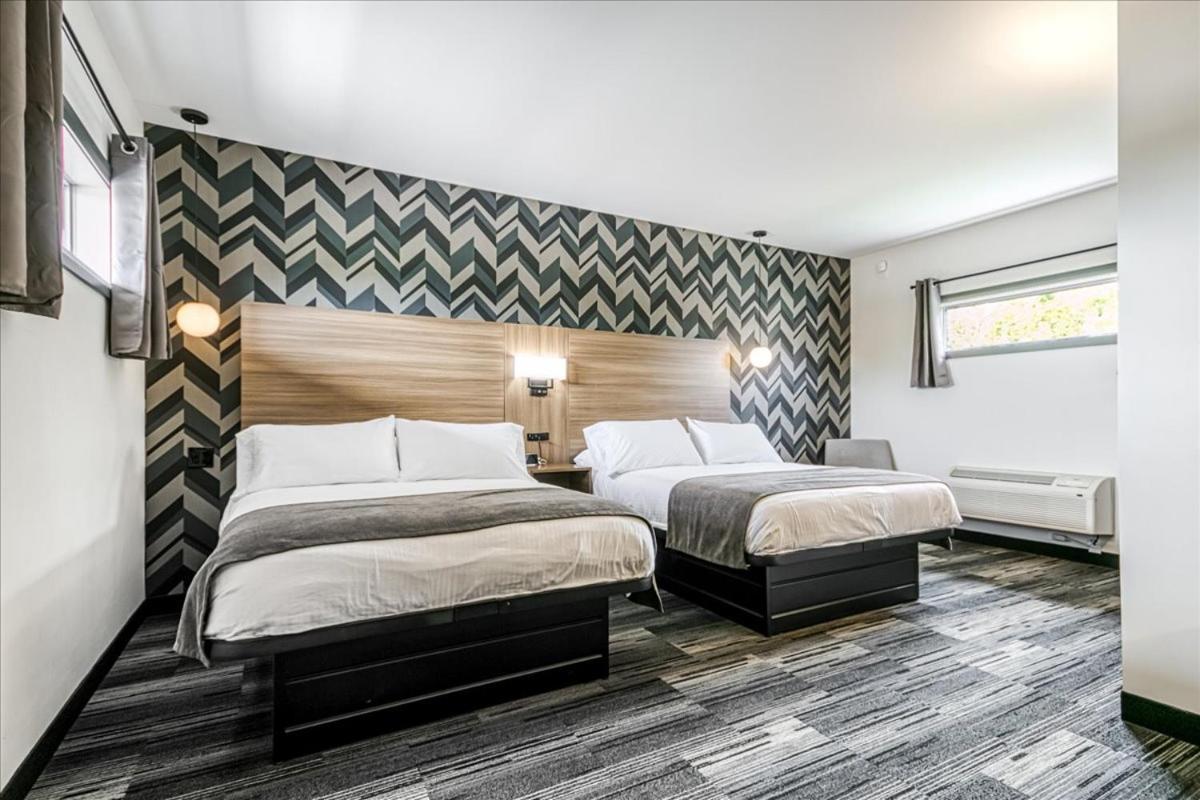 Manitoulin Motel Little Current Εξωτερικό φωτογραφία